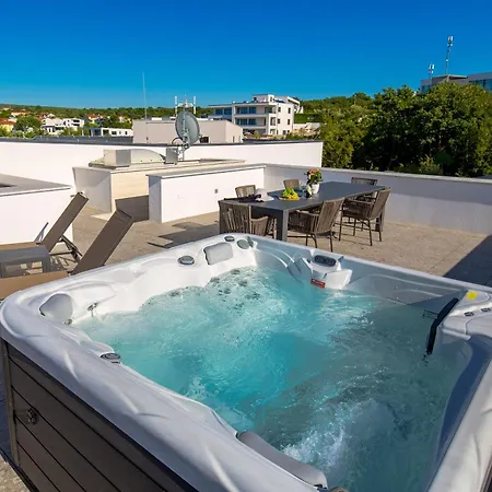 Hadrie Luxury And Penthouse De *
