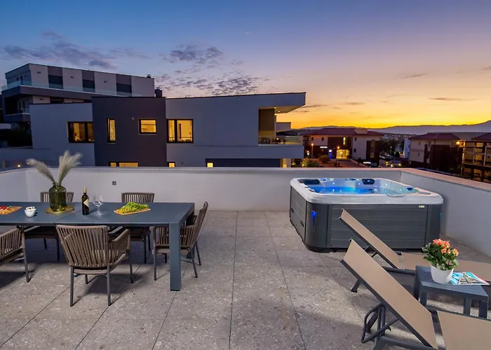 Apartment Hadrie Luxury And Penthouse De