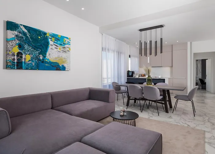Hadrie Luxury And Penthouse De Apartment